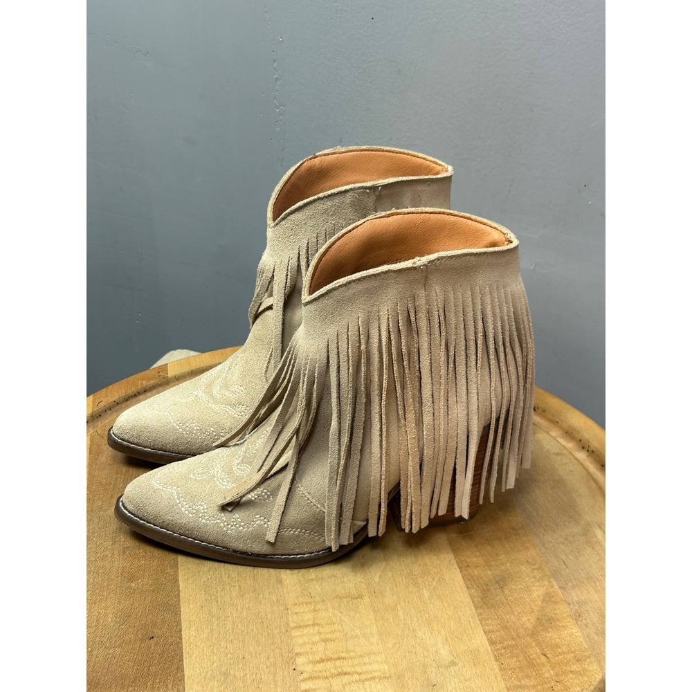 Dingo Ankle Boots Women 9.5M Sand Suede Fringe Western Pointed Toe Booties - Picture 2 of 13